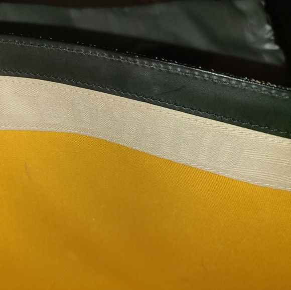 SOLD!! - Goyard Saigon MM Black Coated Canvas Satchel - Picture 2 of 9